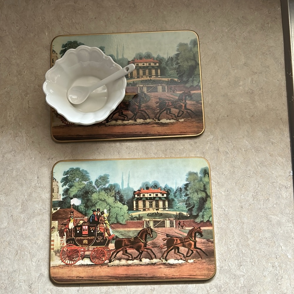 Vintage Horse Carriage Scene Placemats